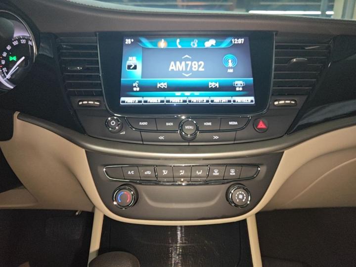 Verano 2017 Sedan 15S AT Leading photo 8