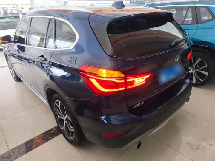 X1 2018 xDrive20Li Exclusive photo 4