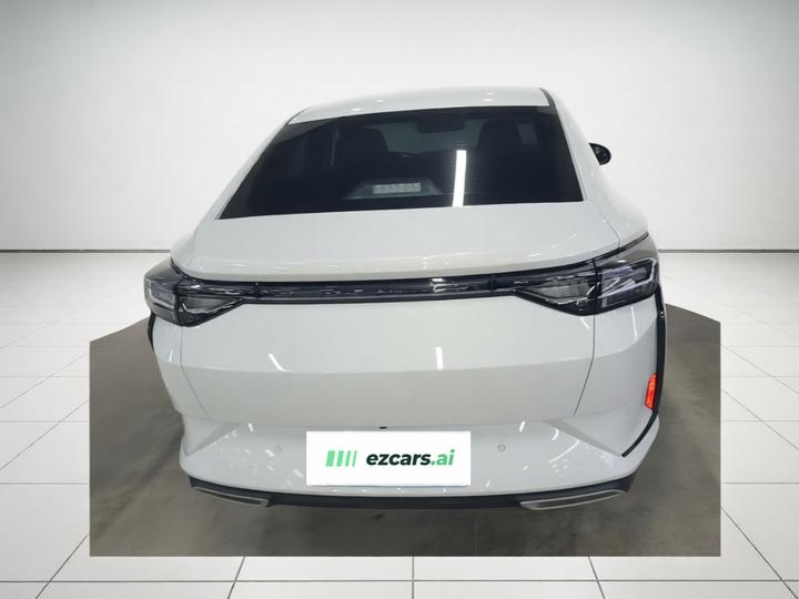Yixuan 2025 1.5L AT Luxury photo 5