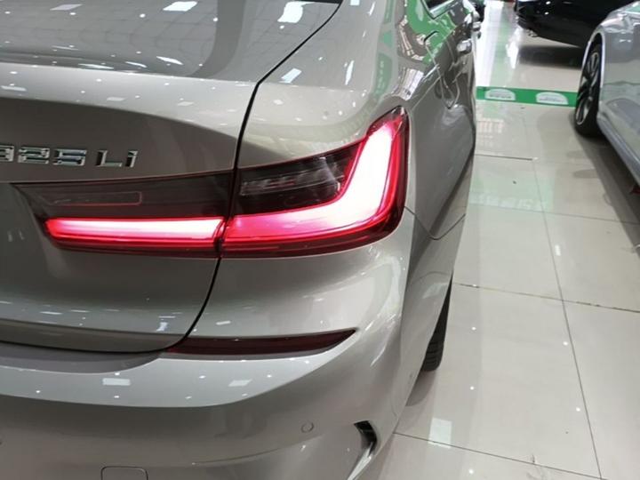 3 Series 2021 Facelift 325Li M Sport Package photo 7