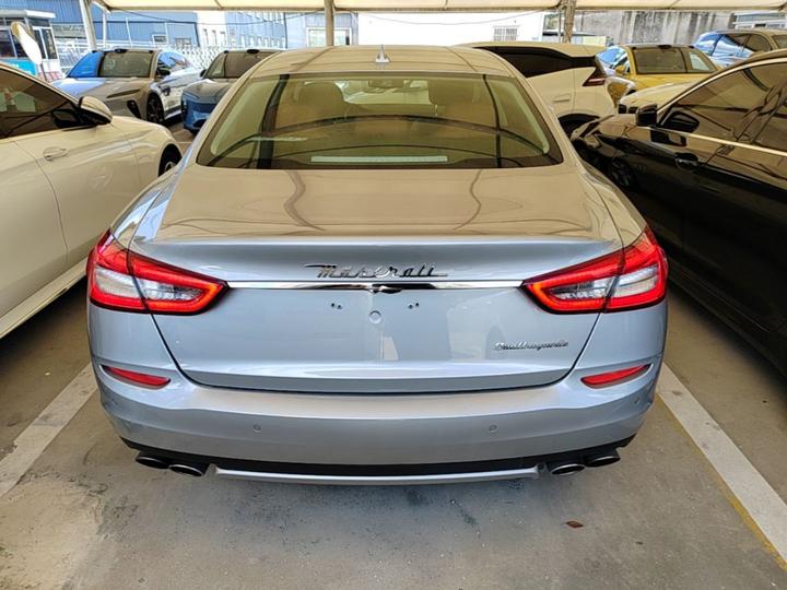 2015 3.0T Standard photo 3