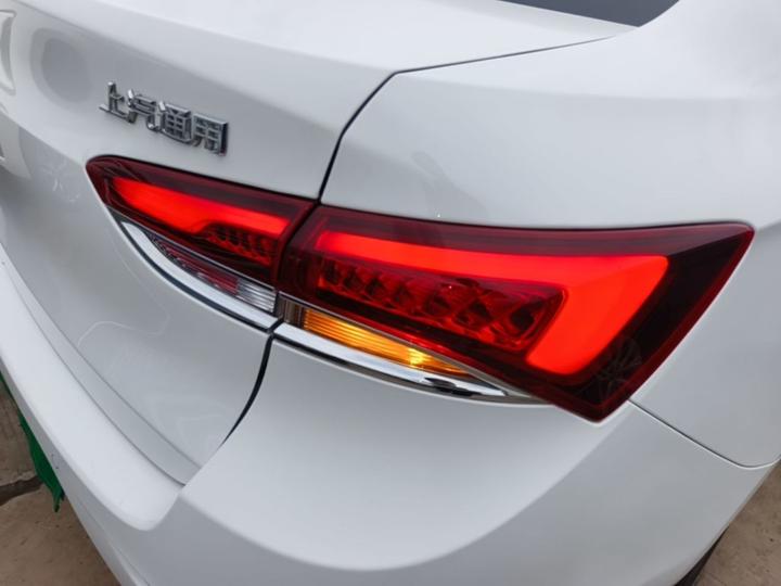 Excelle 2021 Facelift Classic 1.5L AT Elite photo 7