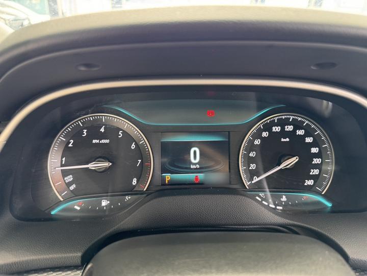 Excelle 2021 Facelift Classic 1.5L AT Elite photo 4