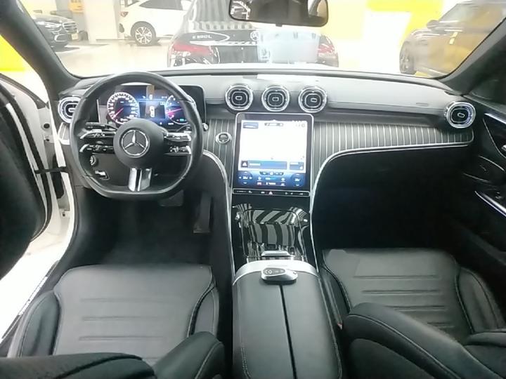 C-Class 2022 Facelift C 260 L Sport photo 5