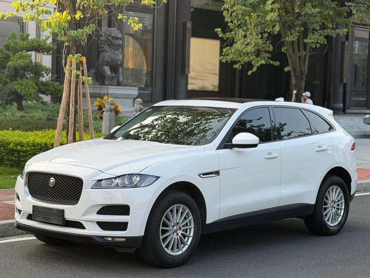 F-PACE 2016 2.0T RWD Exclusive