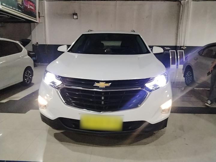 2018 550T AT AWD photo 2