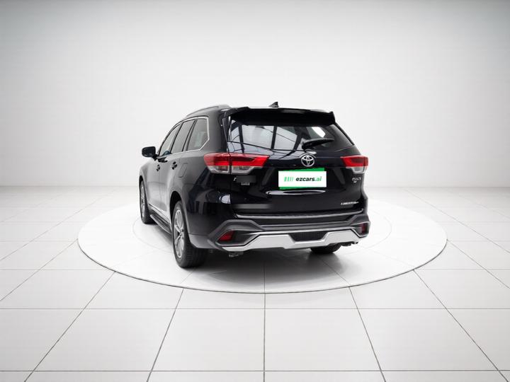 Highlander 2018 2.0T AWD Premium 7-Seater China VI photo 5