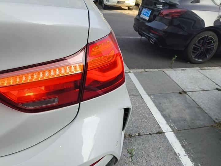 1 Series 2023 120i M Sport photo 7