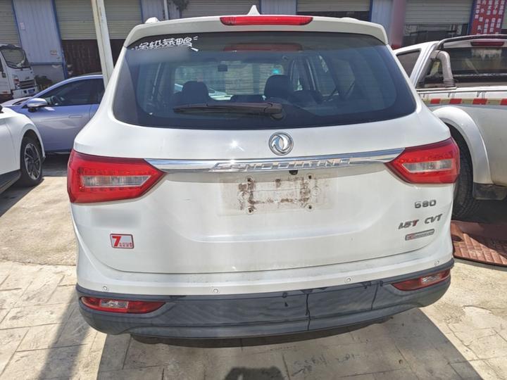 Fengon 580 2017 1.5T CVT Luxury photo 3