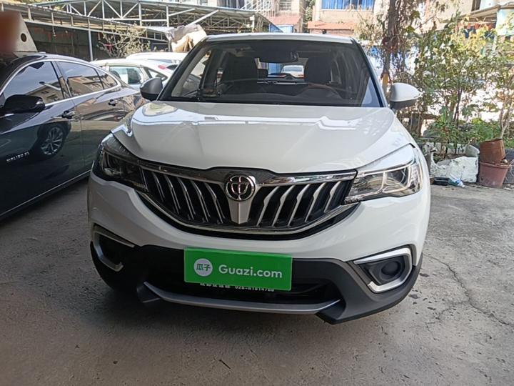 Zhonghua V3 2020 1.6L MT Comfort photo 2