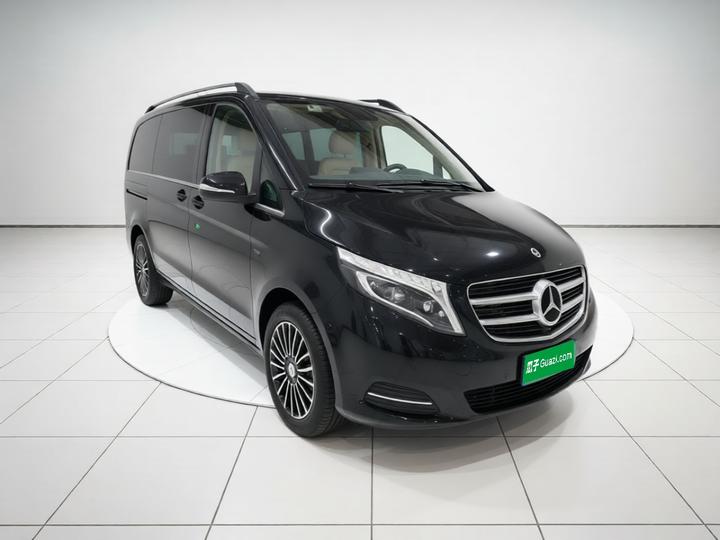 V-Class 2018 V 260 Premium China VI photo 3