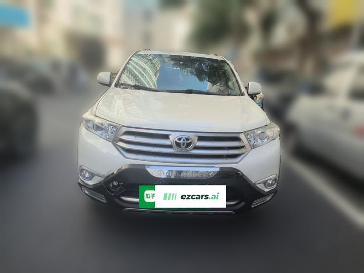 Highlander 2013 2.7L RWD 7-Seater photo 2