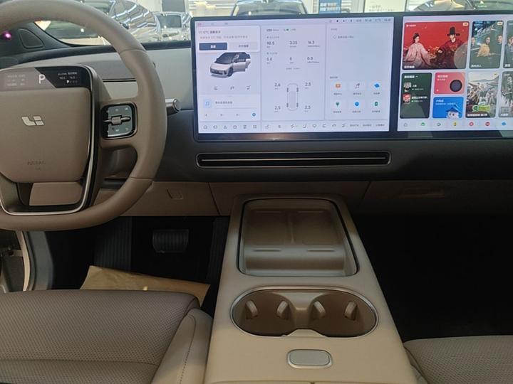 Li Auto i6 2025 AWD Standard photo 8