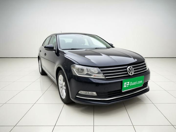 Lavida 2015 1.6L MT photo 3