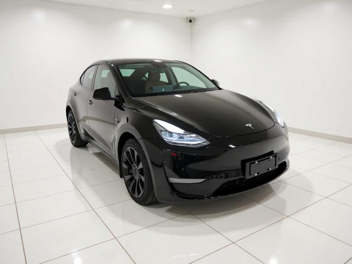 Model Y 2022 Long Range AWD photo 3