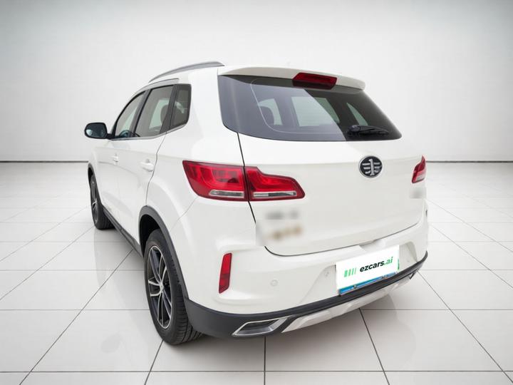 Bestune X40 2017 1.6L AT Exclusive photo 4
