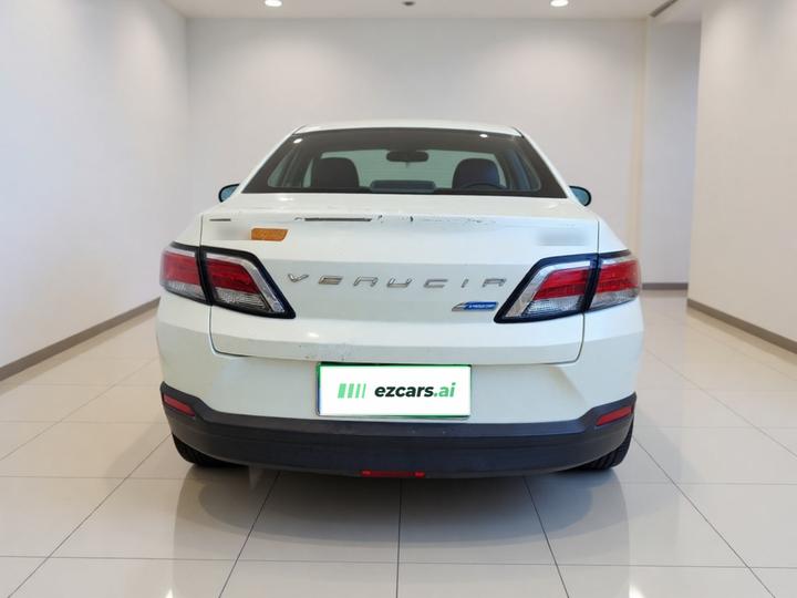 D60 2018 1.6L CVT Connected Elite photo 3