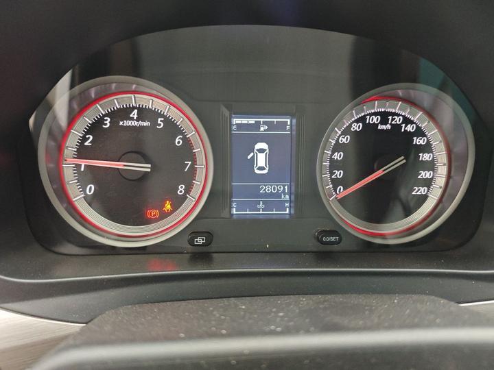 X5 2017 1.6L MT Luxury photo 6