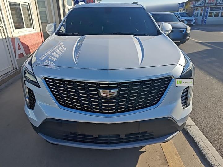 XT4 2018 28T RWD Luxury photo 2