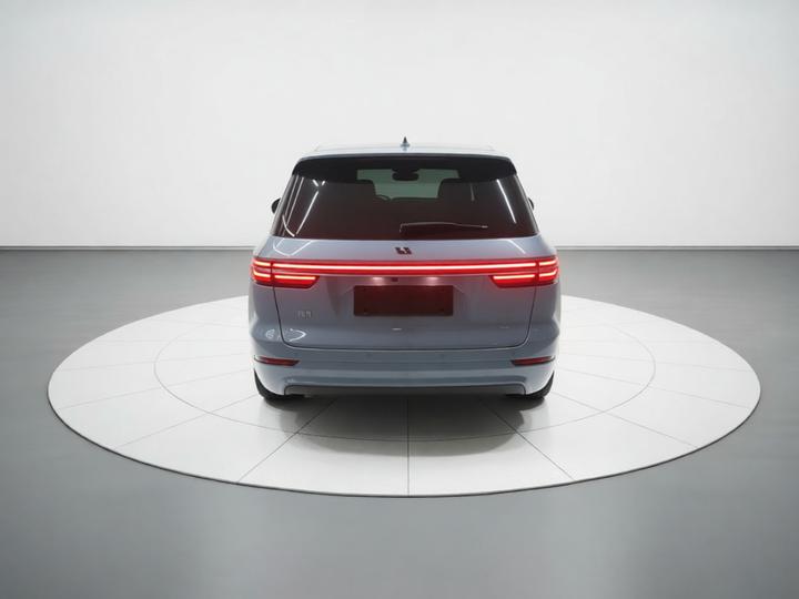Li Auto ONE 2020 EREV 6-Seater photo 5