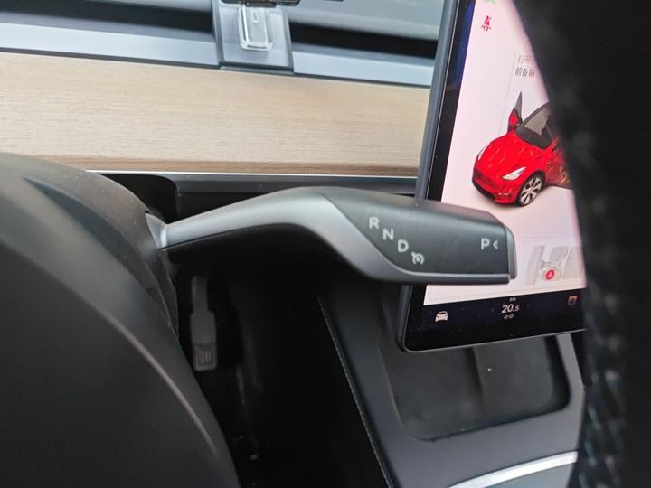 Model Y 2021 Standard Range RWD photo 6