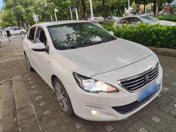 408 2015 1.2T AT Luxury photo 3
