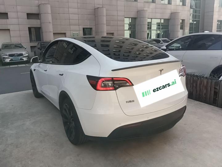Model Y 2021 Long Range AWD photo 4