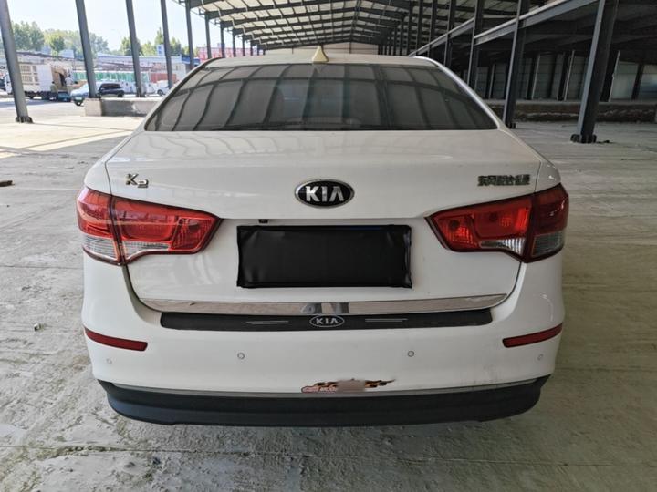 K2 2015 Sedan 1.4L MT GLS photo 3