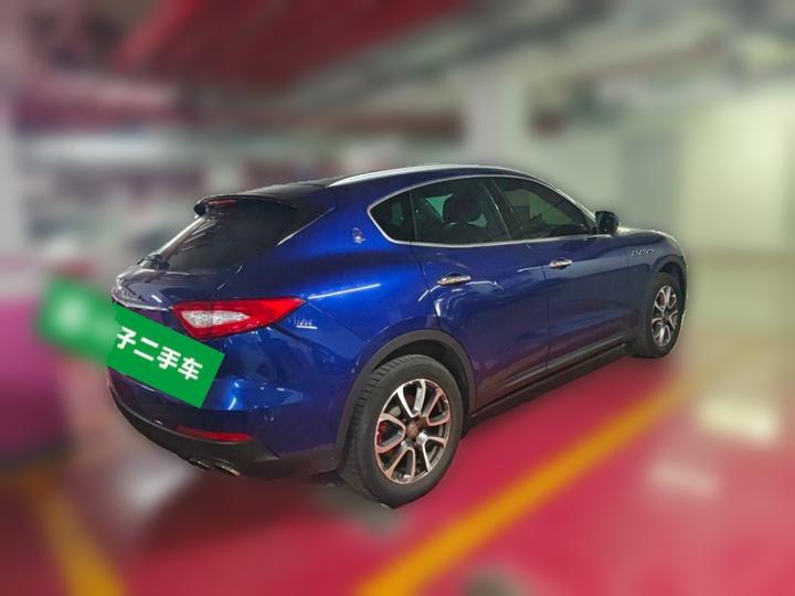 Levante 2016 3.0T Standard photo 6
