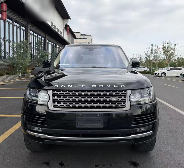 Range Rover Executive Parallel Import photo 2