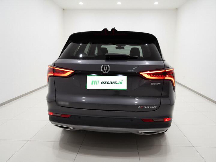 CS75 PLUS 2021 1.5T AT Luxury photo 3