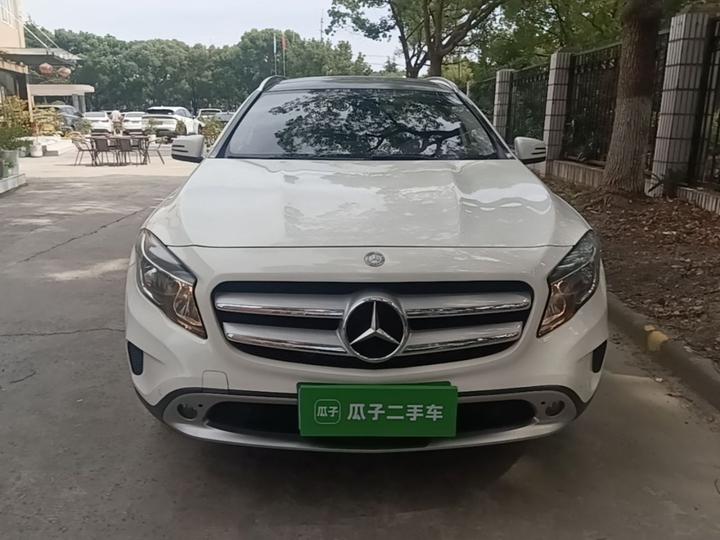 GLA 2016 GLA 200 Dynamic photo 2