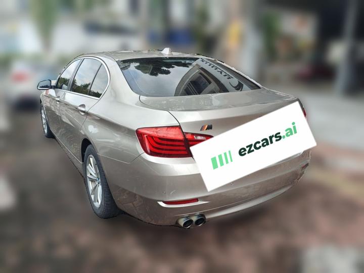 5 Series 2014 520Li photo 4