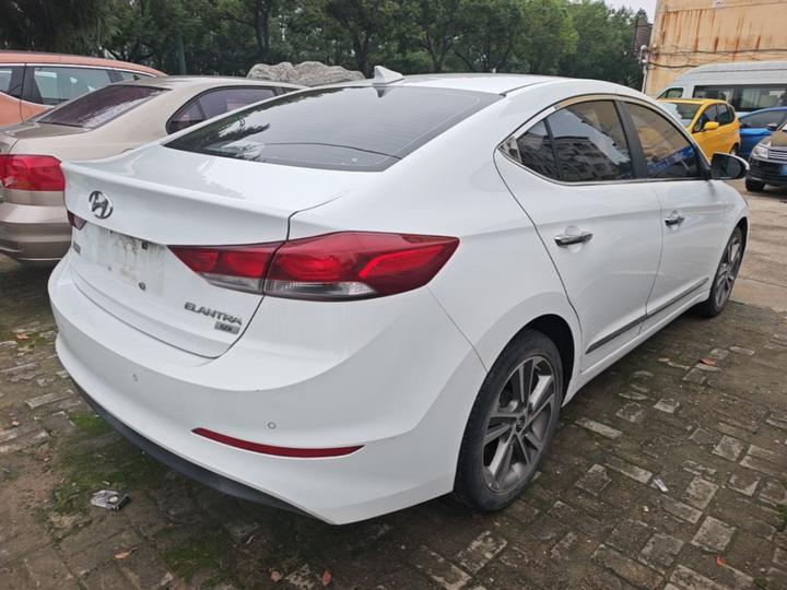 Elantra 2016 1.6L AT Smart Elite photo 6