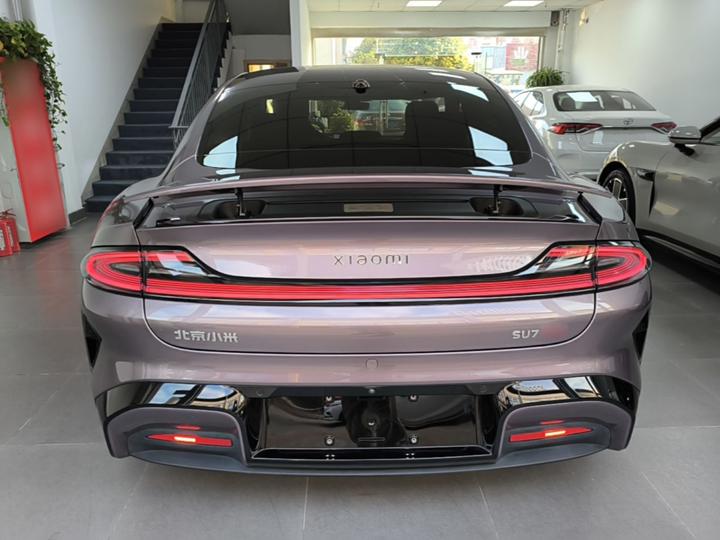 Xiaomi SU7 2024 AWD Extended Range High-end ADAS Max photo 3