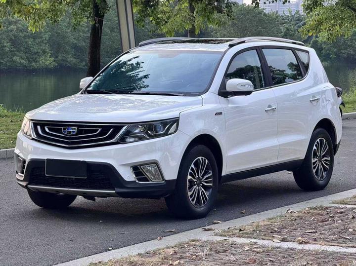 Vision X6 2016 1.3T CVT Flagship