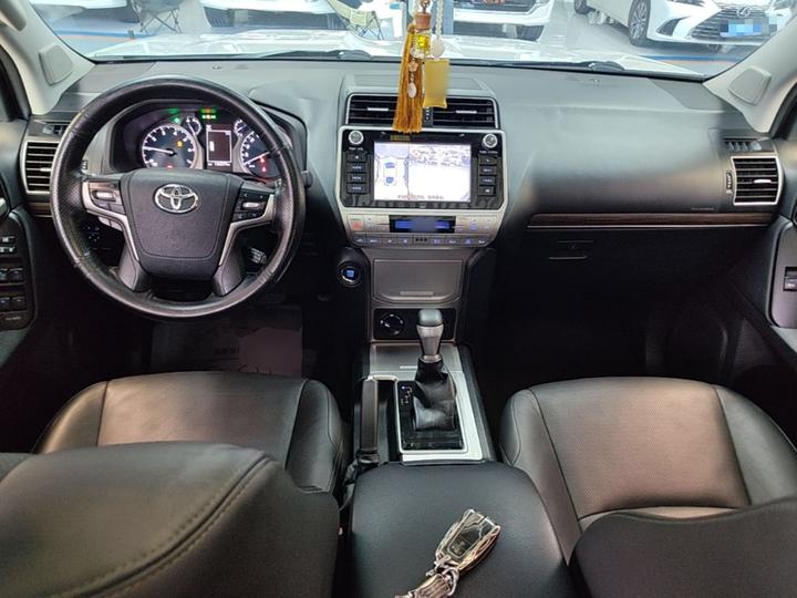 Prado 2018 3.5L AT TX-L photo 5