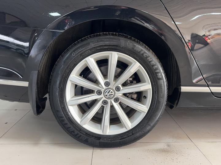 Magotan 2019 330TSI DSG Leading China VI photo 3