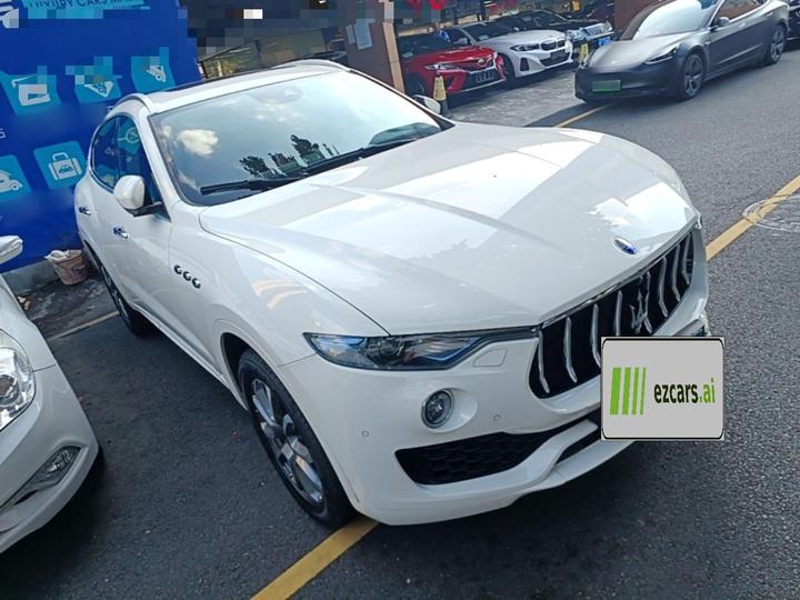 Levante 2016 3.0T Standard photo 3