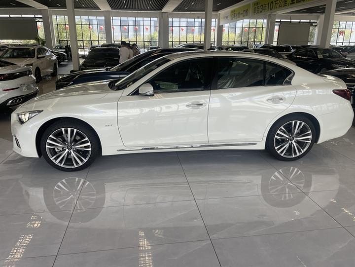 Q50L 2022 2.0T photo 4