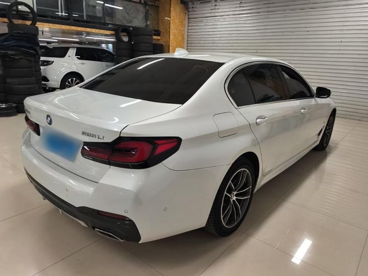5 Series 2022 Facelift 525Li M Sport Package photo 4