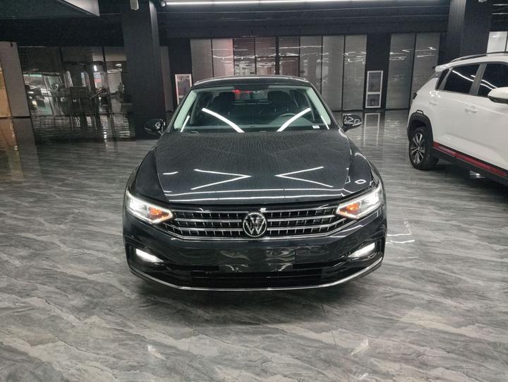 Magotan 2025 280TSI DSG Comfort photo 2