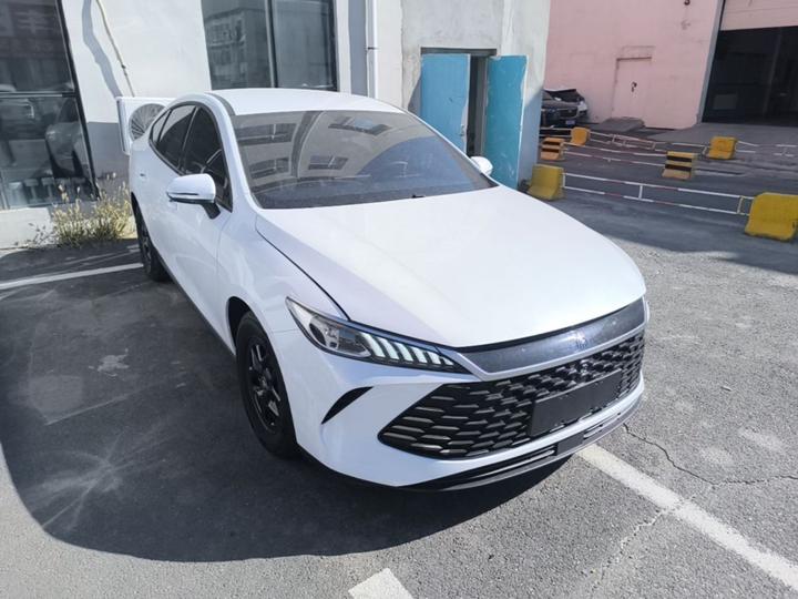 Qin PLUS 2025 DM-i ADAS 55KM Leading photo 3