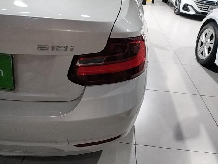 2 Series Imported 2015 218i photo 7