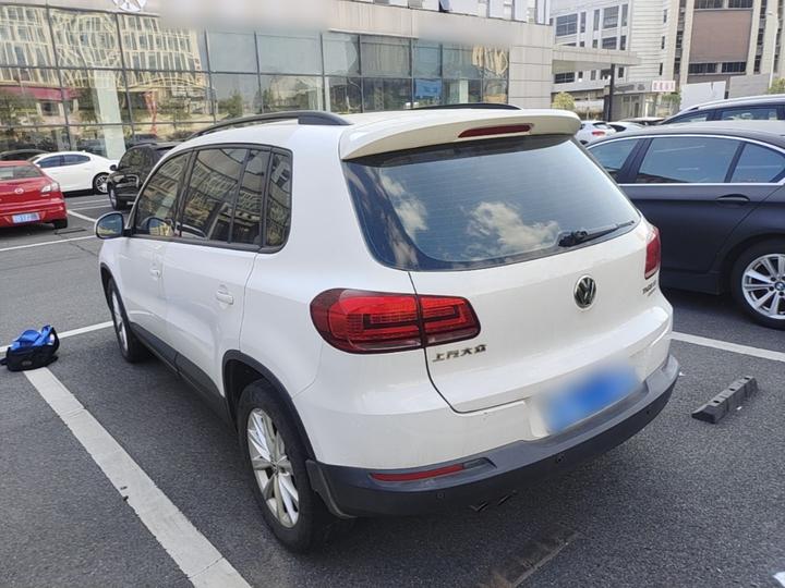 Tiguan 2017 300TSI AT RWD photo 4
