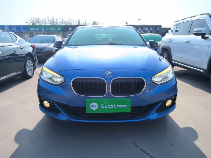 1 Series 2017 118i Sport photo 2