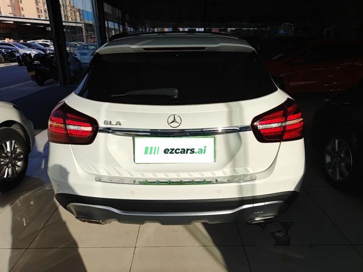 GLA 2019 GLA 200 Dynamic photo 5
