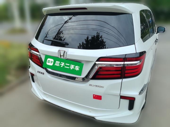 Elysion 2016 2.4L Supreme photo 5