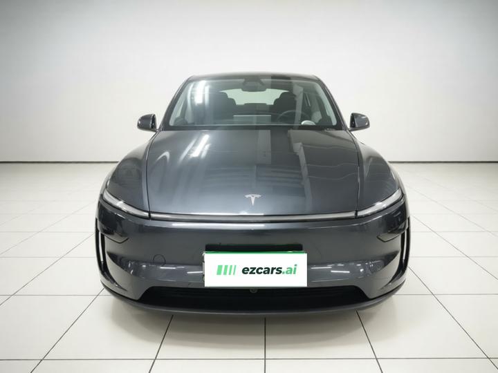 Model Y 2025 RWD photo 2