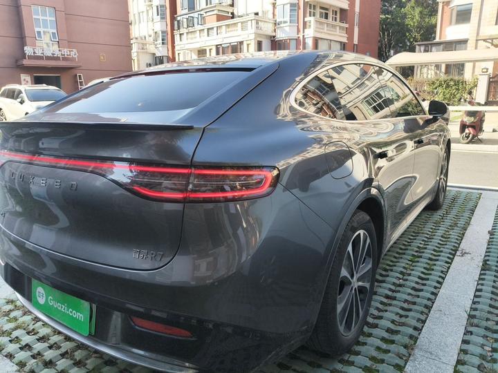 HIMA Luxeed R7 2025 EREV 251km Max photo 6